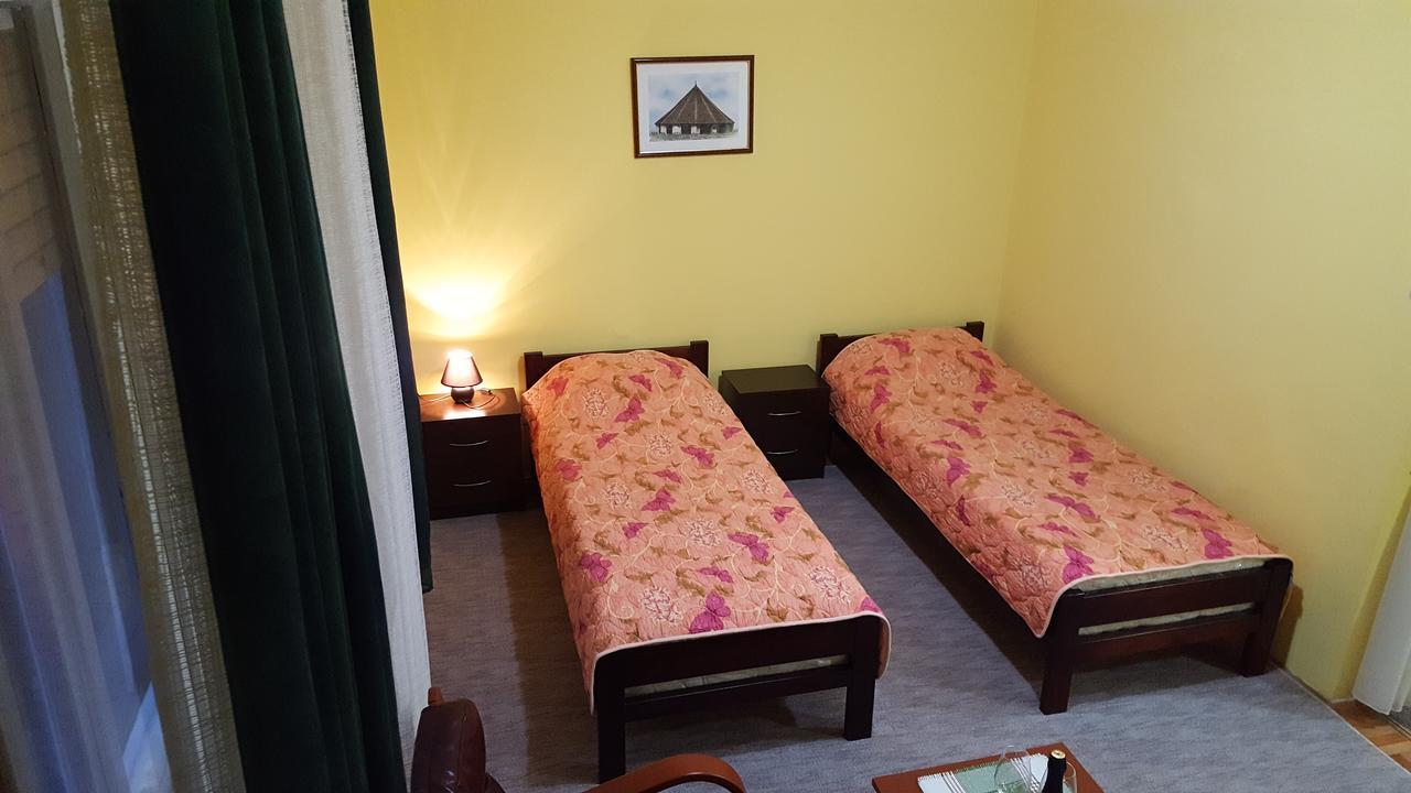 Apartment Roxana Centar Нови Сад Екстериор снимка